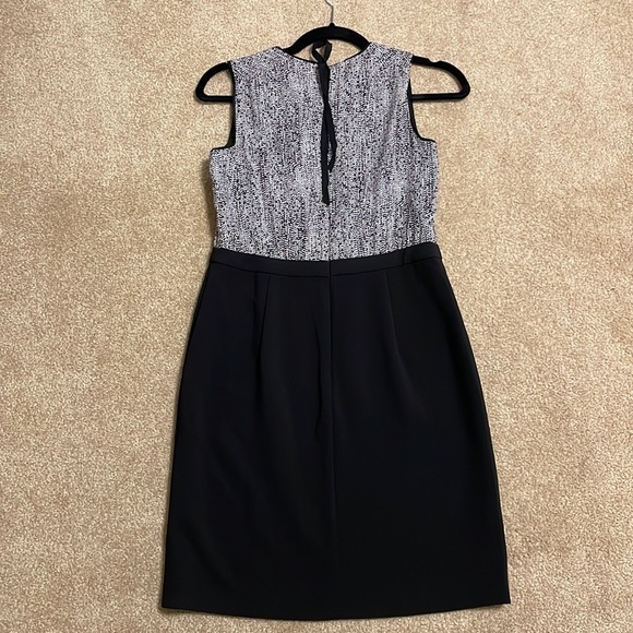 Ann Taylor Loft Sleeveless dress. Size: 2 Petite - Picture 2 of 5